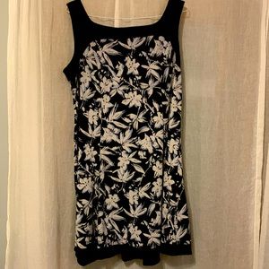 Chaps sleeveless black floral dress. Size 22W